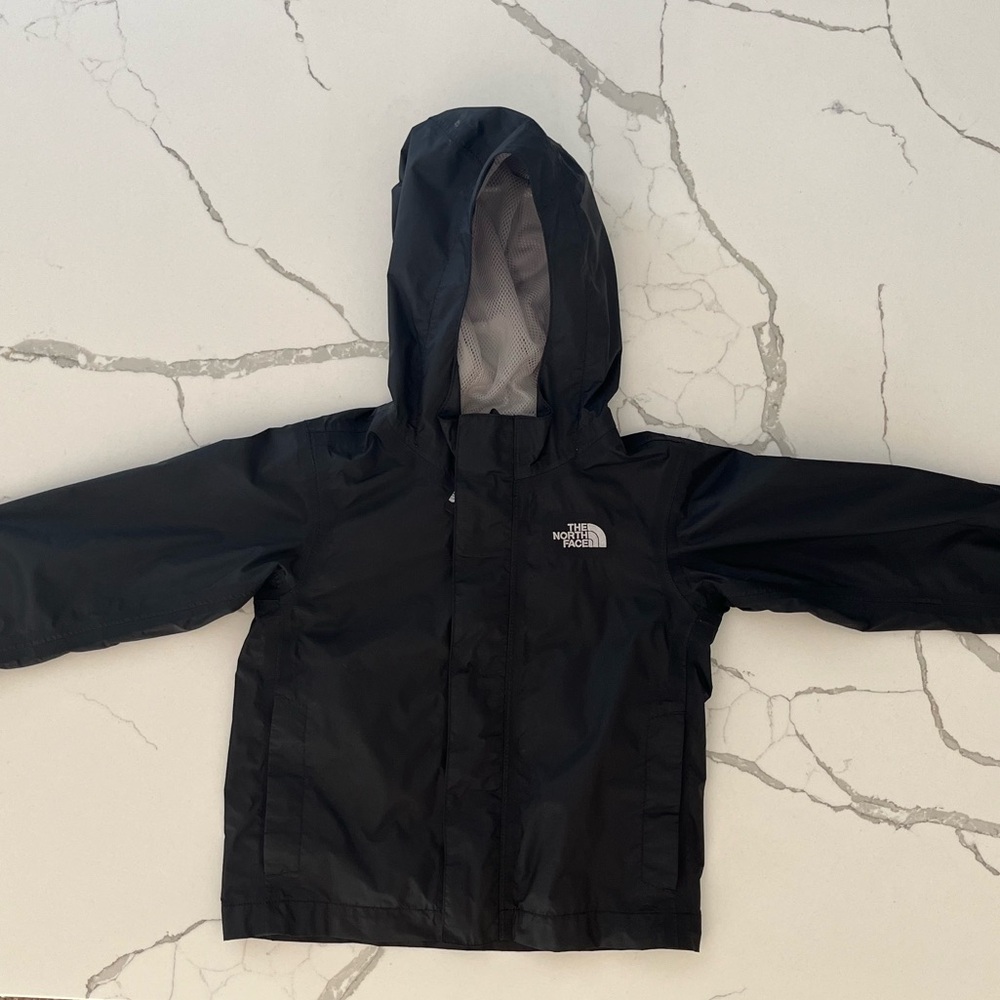 North Face HyVent Hooded Rain Coat in Black Size 3T